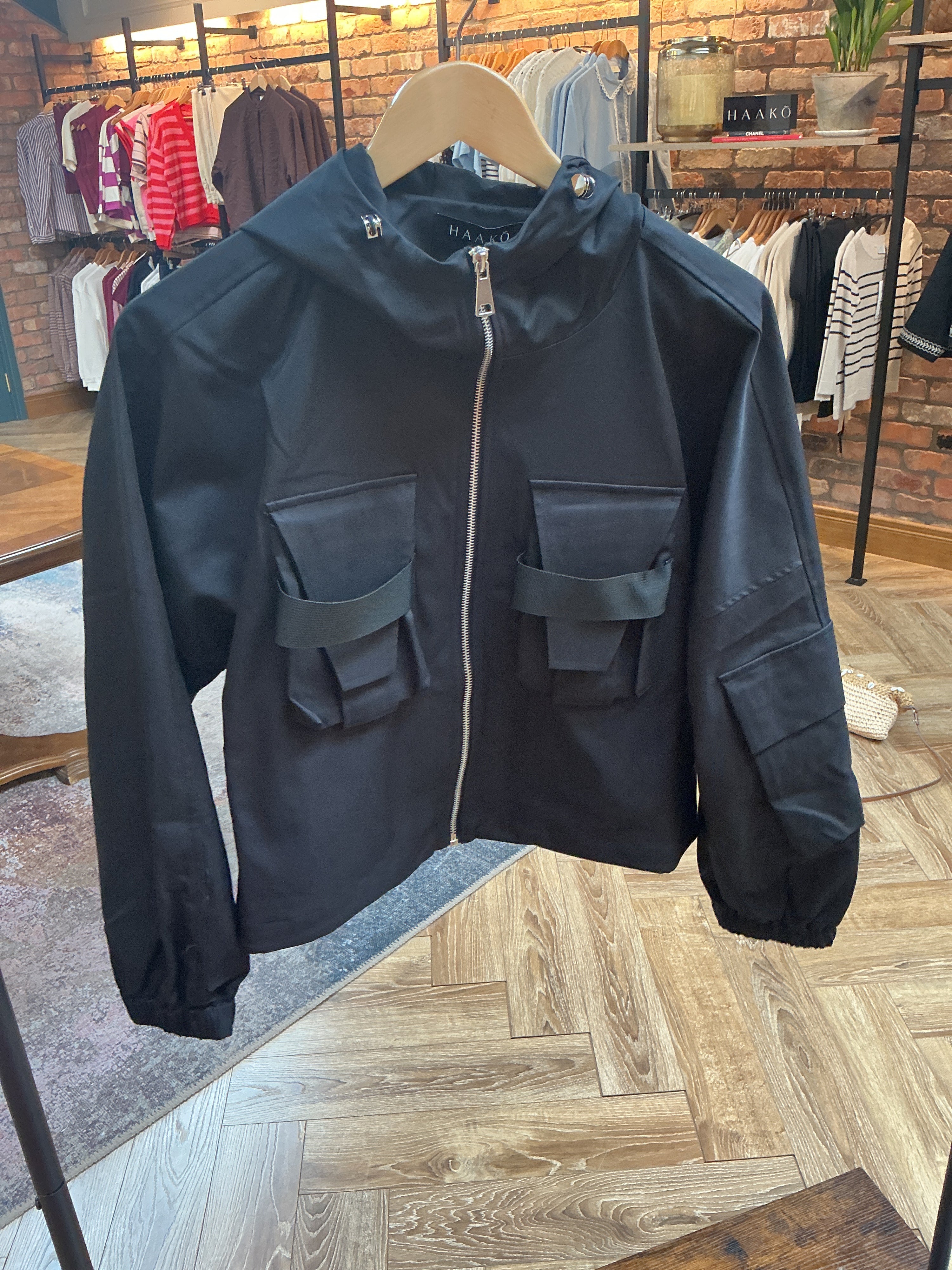 HAAKO Pocket Detail Zip Up Jacket