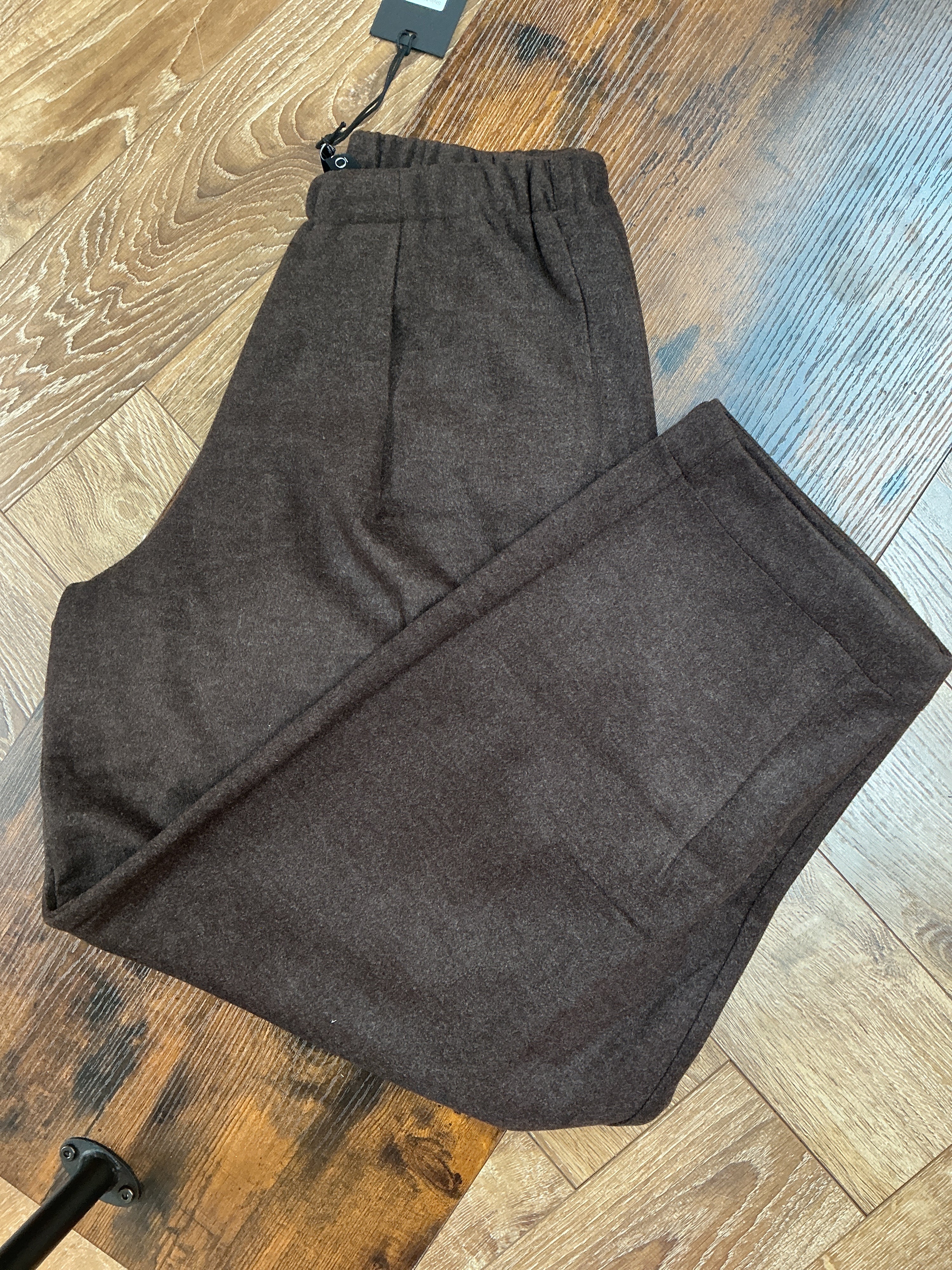 HAAKO Barrel Leg Woven Trousers