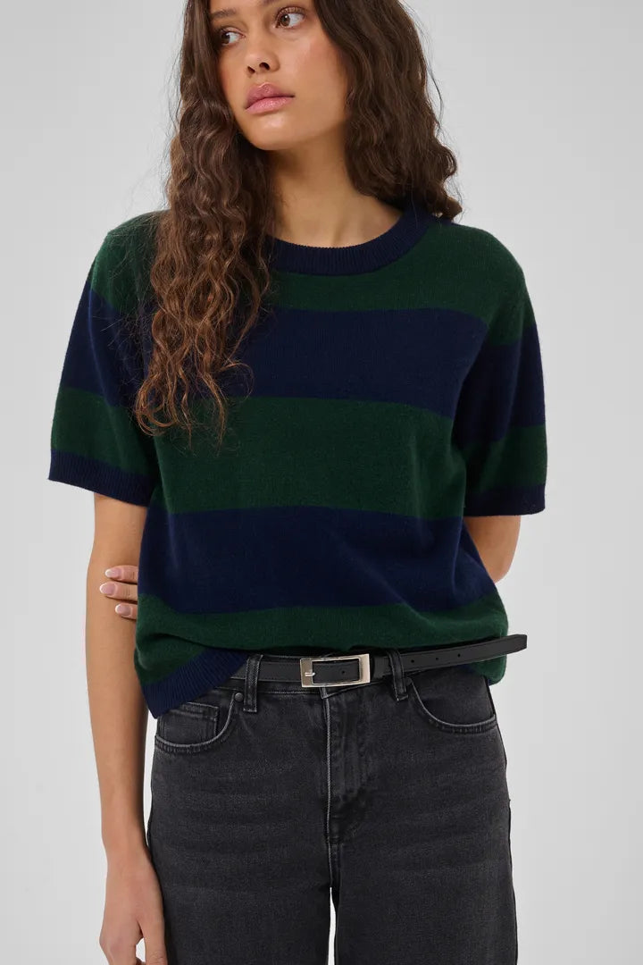My Essential Wardrobe Short Sleeve Knit Pullover