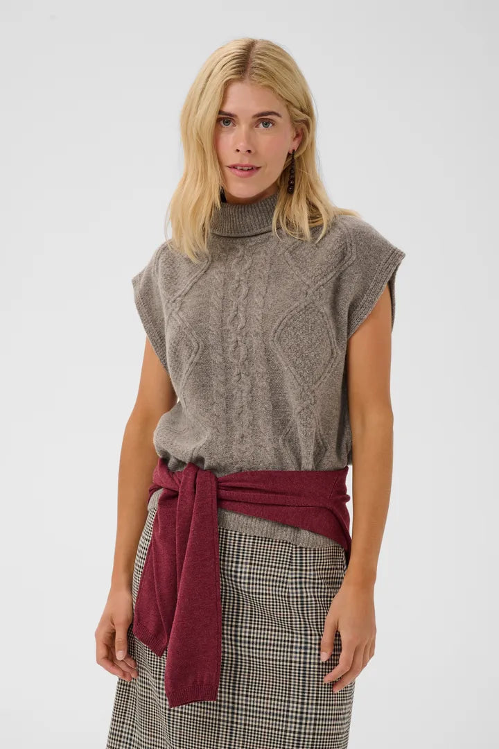 Culture Monia Short Sleeve Pullover