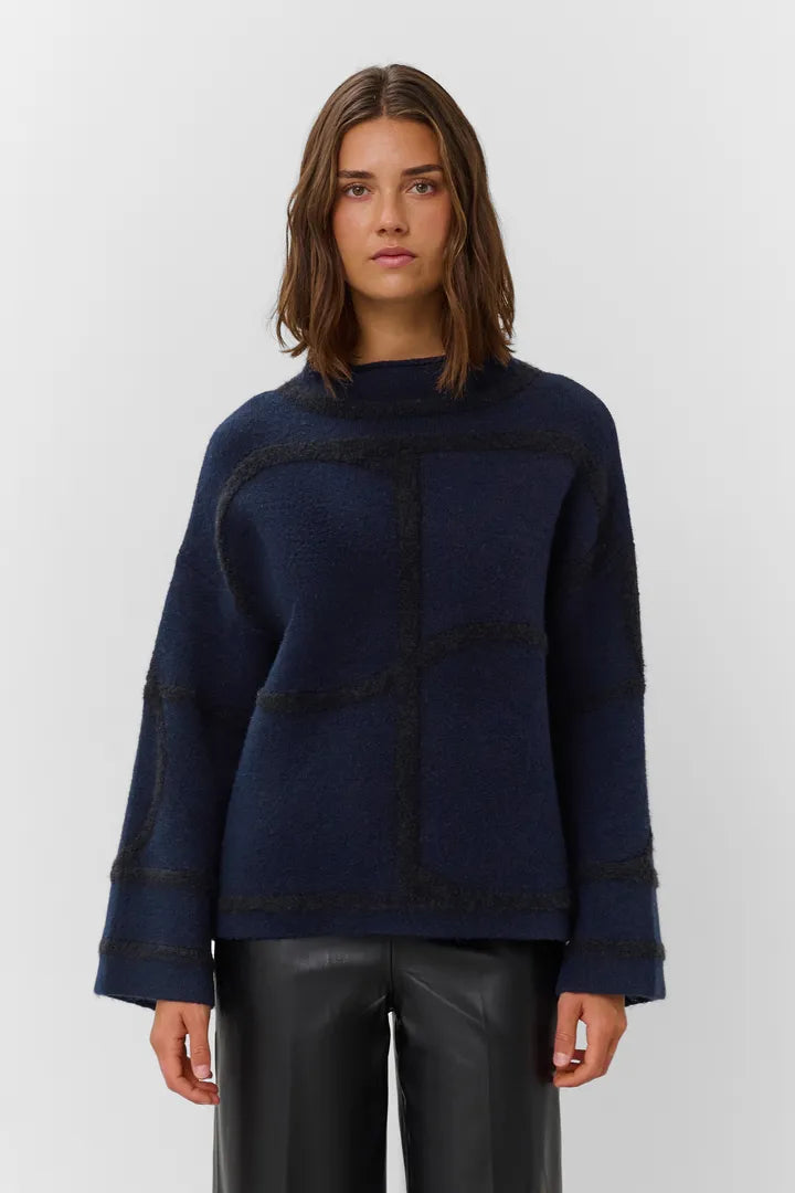 Soaked In Luxury Sorea Mono Pullover