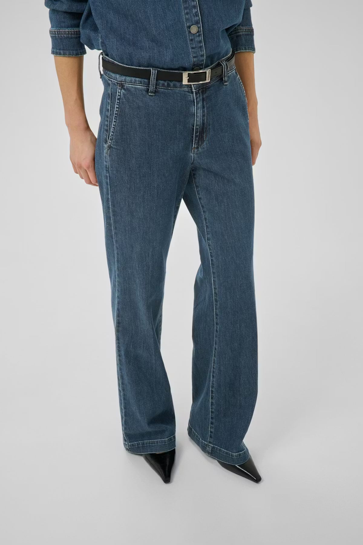 The Lara Pant 32" Leg
