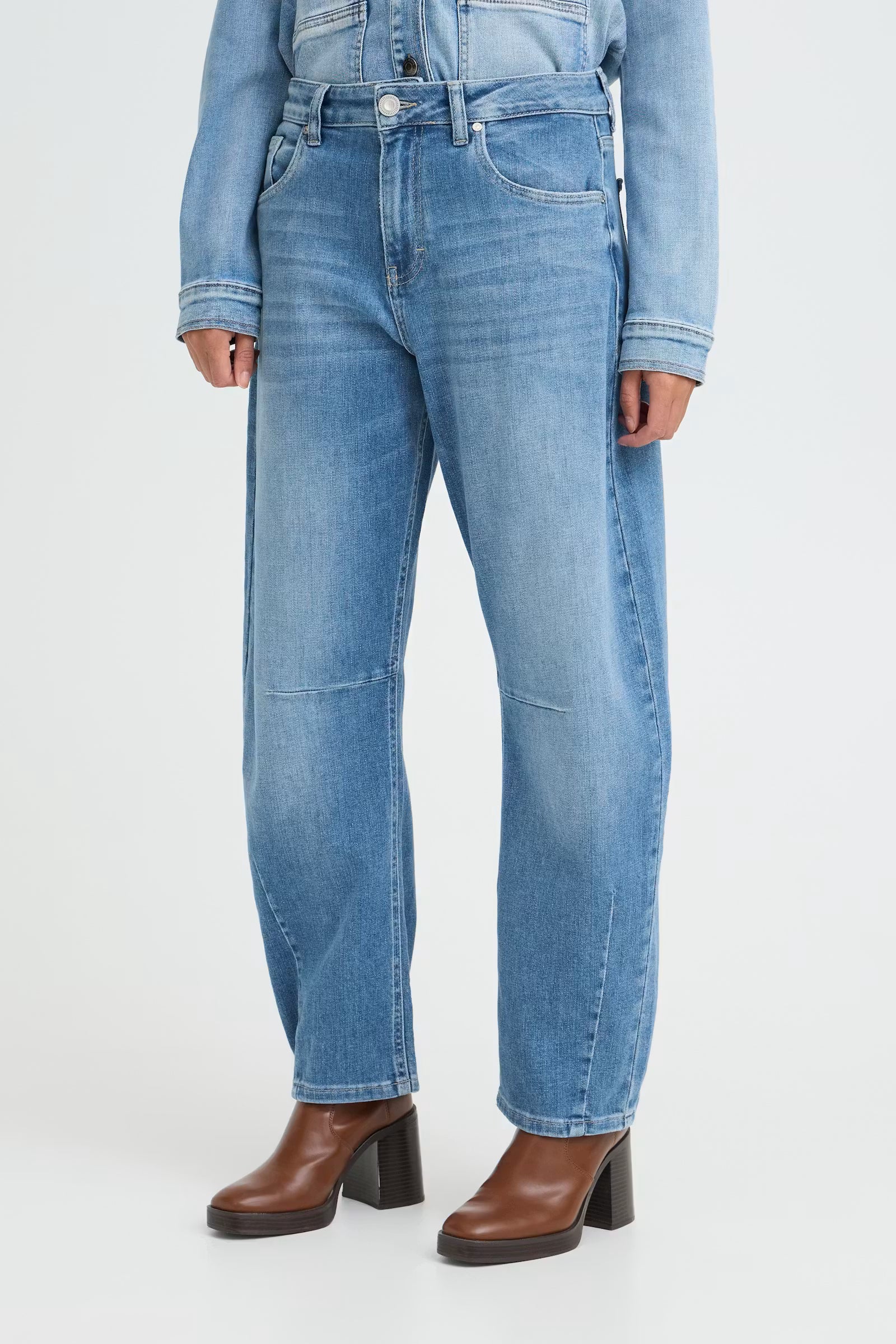Pulz Anni High Waist Barrel Leg Jeans