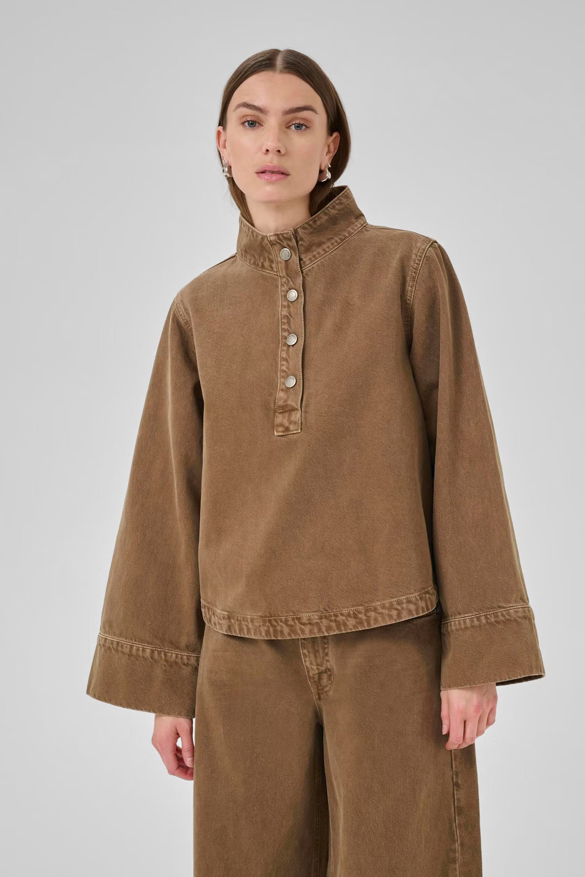 My Essential Wardrobe- Abby Boxy Shirt- Tobacco Brown