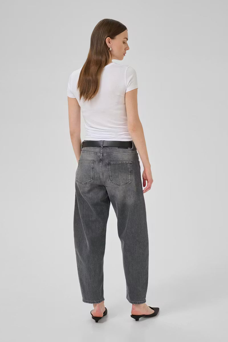 Baloo High Waist Barrel Leg Jean
