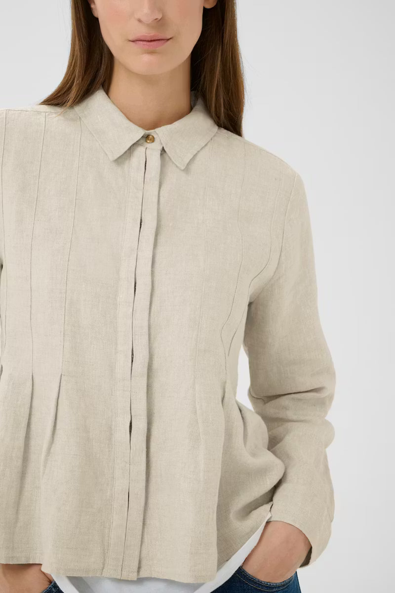In Wear-pleated Shirt