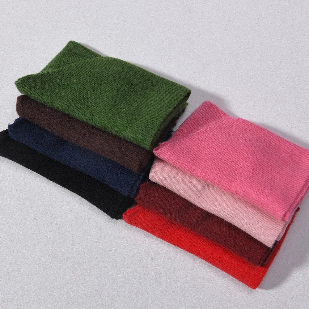 Lotta- MEADOW GREEN Triangle Cashmere Scarf