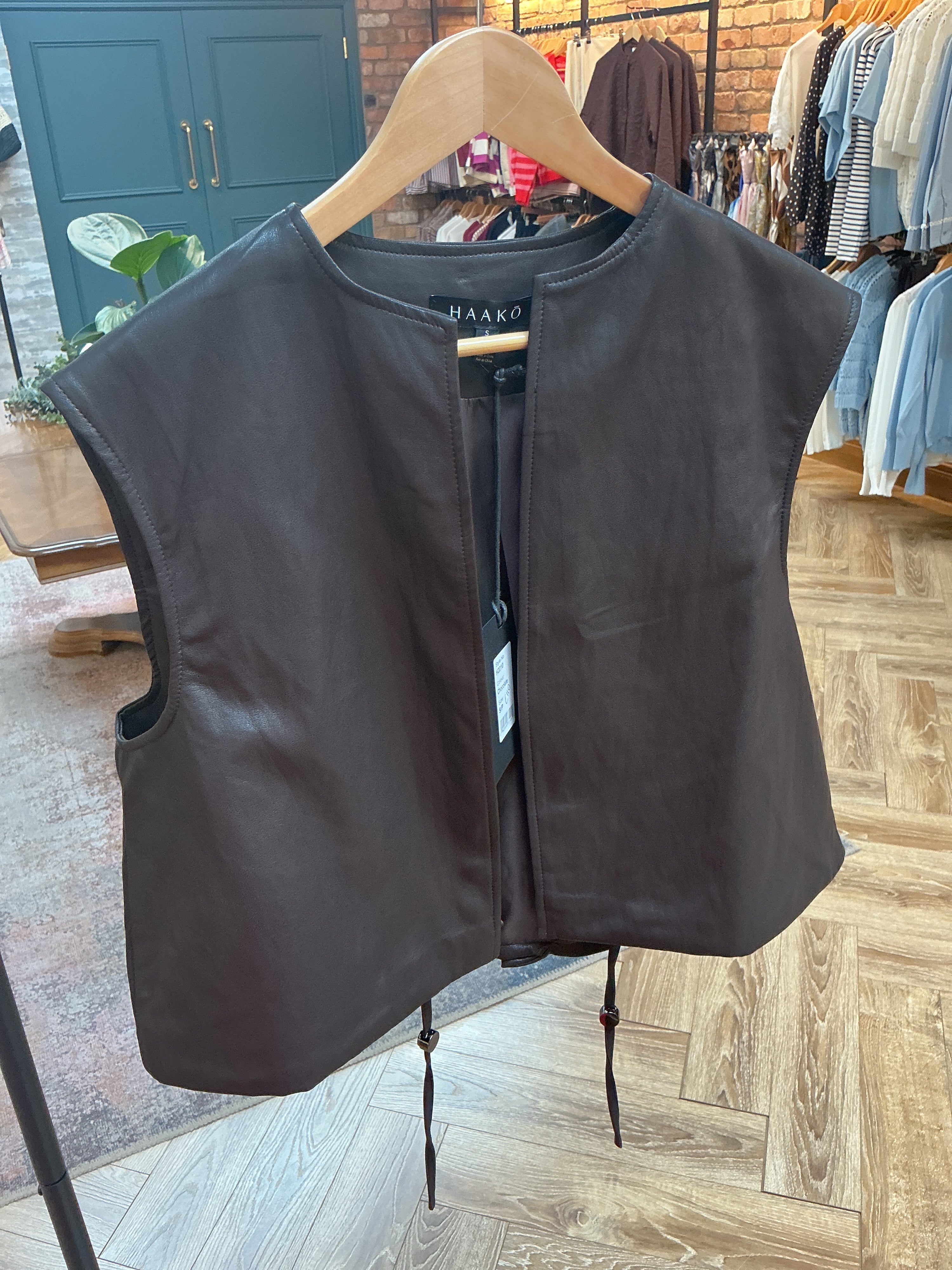 HAAKO Leather Gillet