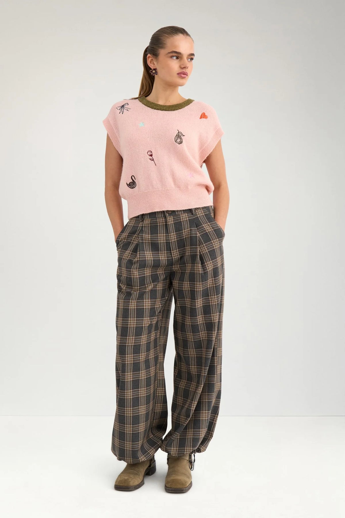Numph Yppa Embroidery Vest