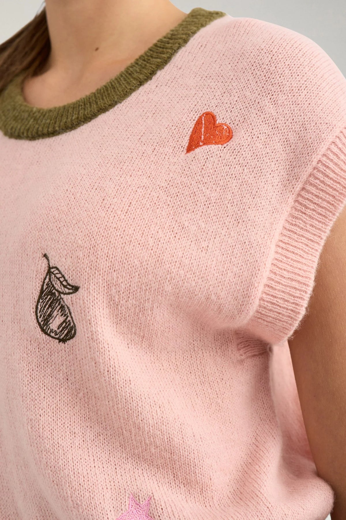 Numph Yppa Embroidery Vest