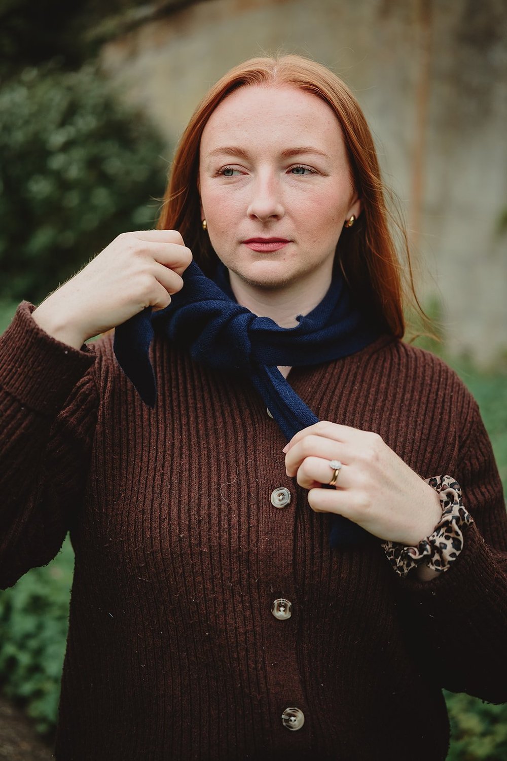 Lotta- MIDNIGHT NAVY Triangle Cashmere Scarf