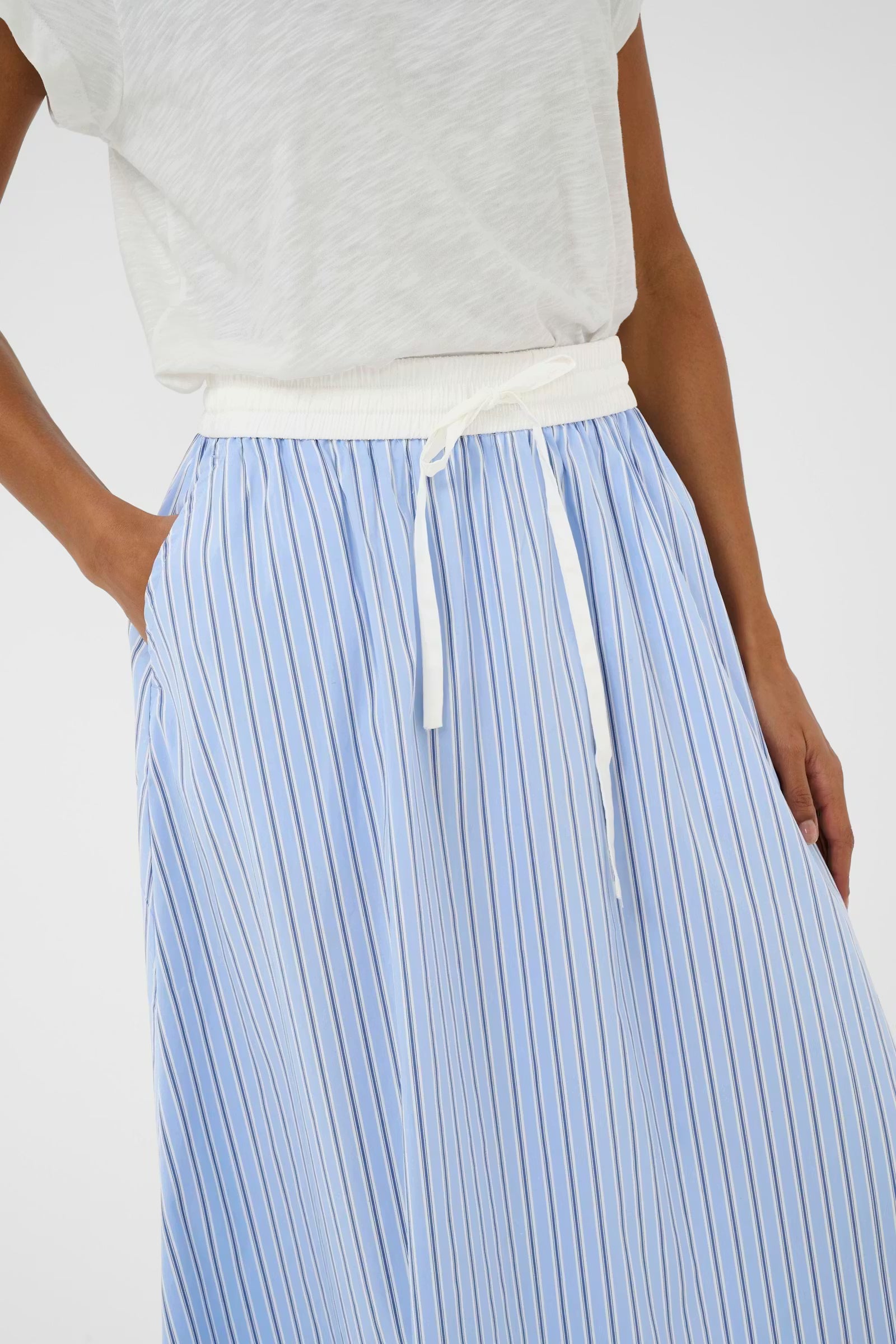 Culture Art Skirt