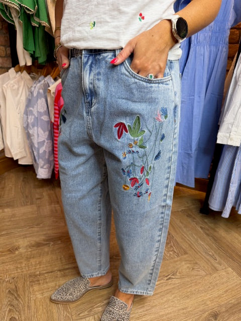 Culture Tiala Aniceta Embroidery Jeans