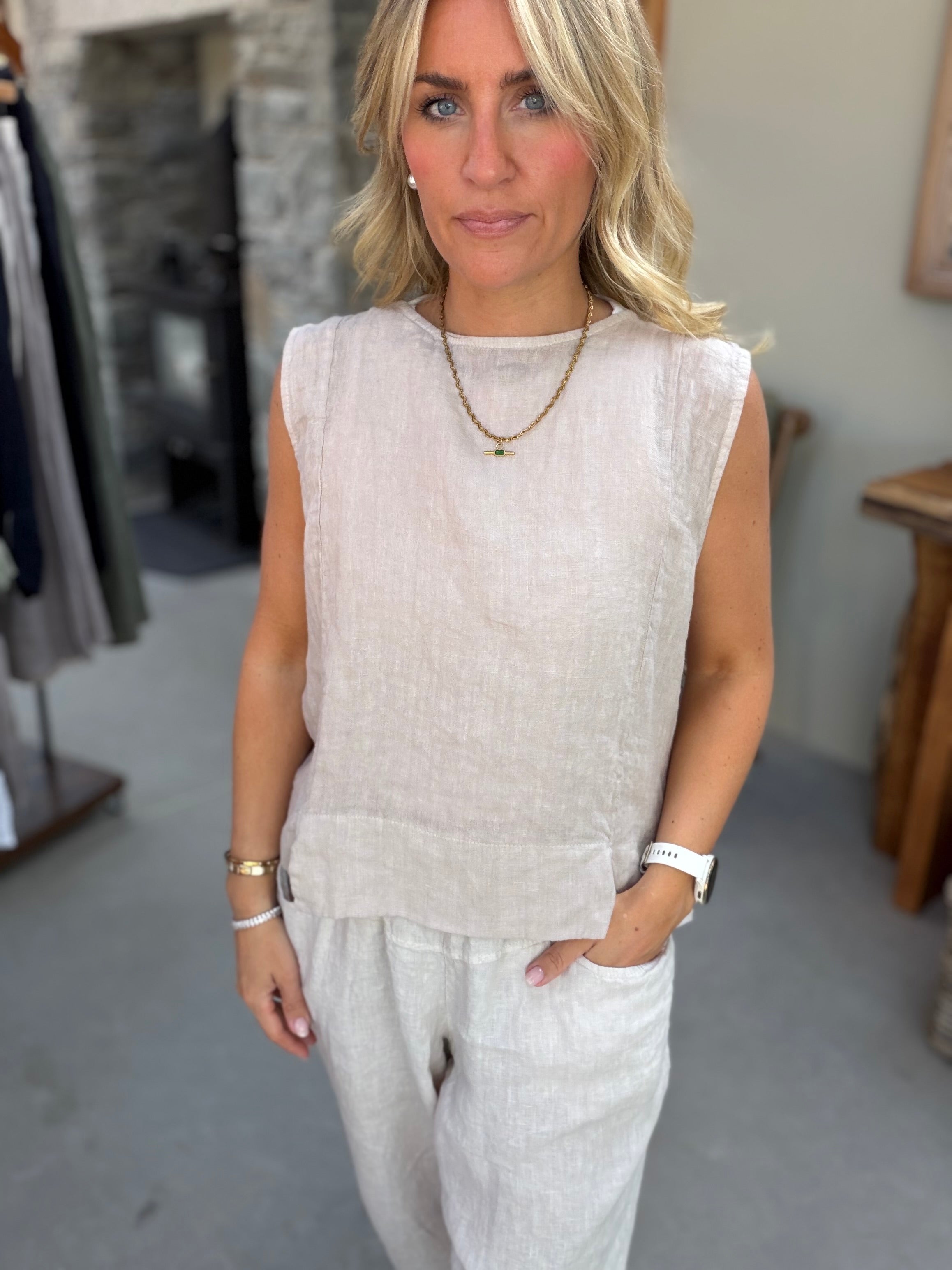 Lucie Sleeveless Linen Top - Natural