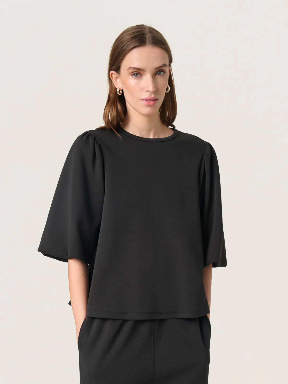 Soaked In Luxury- Magana Valera Sweat- Black