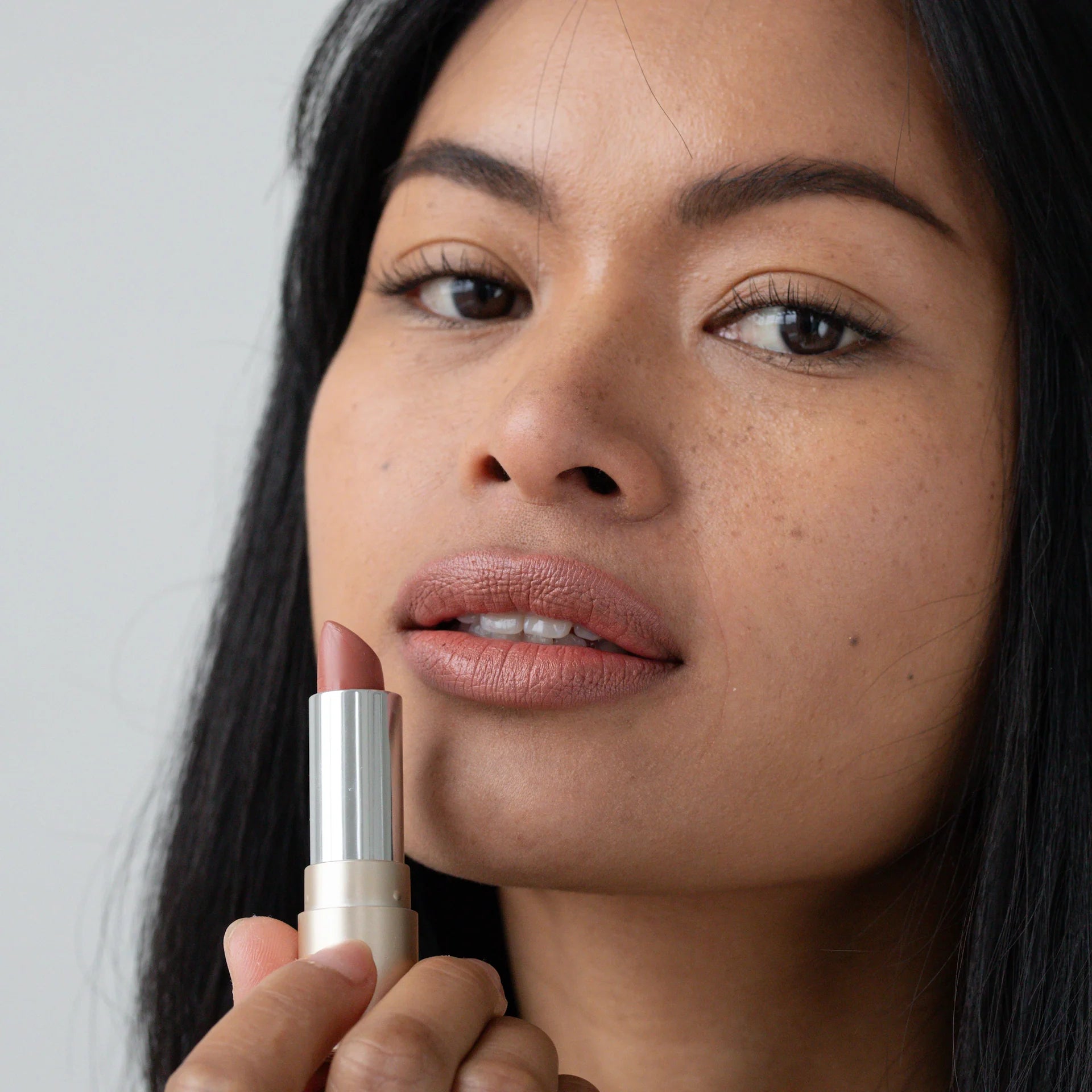 Pearl Beauty Lipstick - Rose