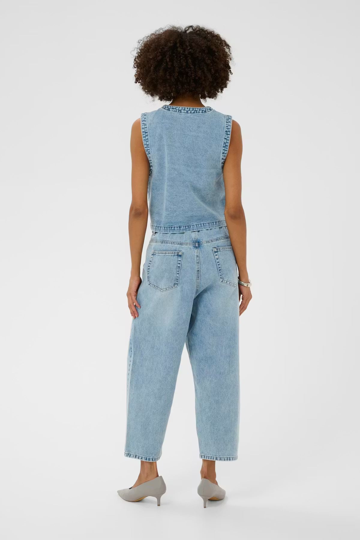 Culture Tiala Aniceta Embroidery Waistcoat