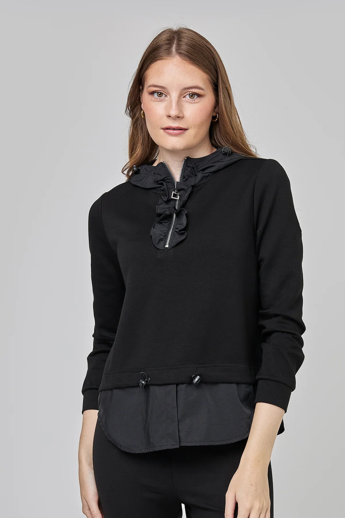 Uchuu Montreal- Hooded  Sweatshirt with Front Zip