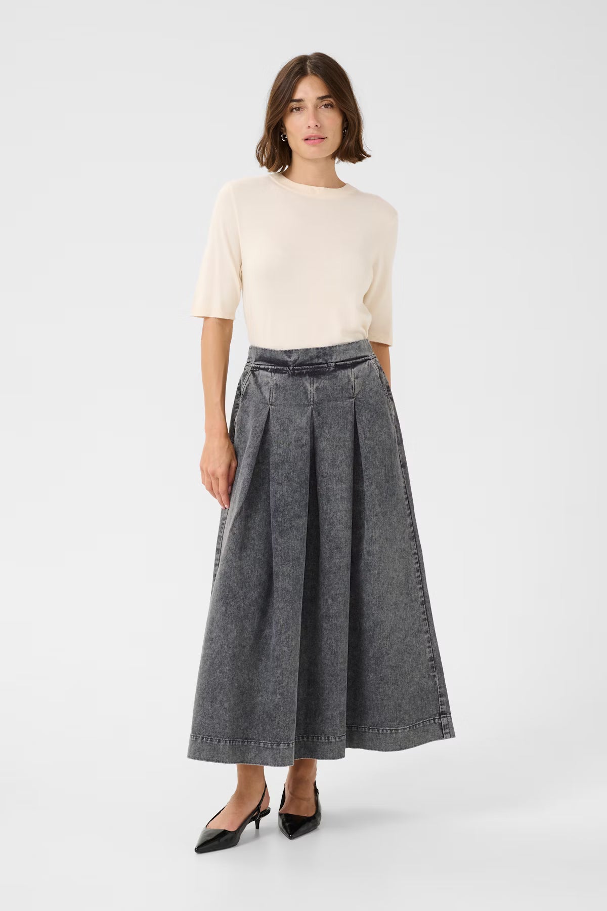 Culture-  Carlina Skirt - Dark Gray Wash
