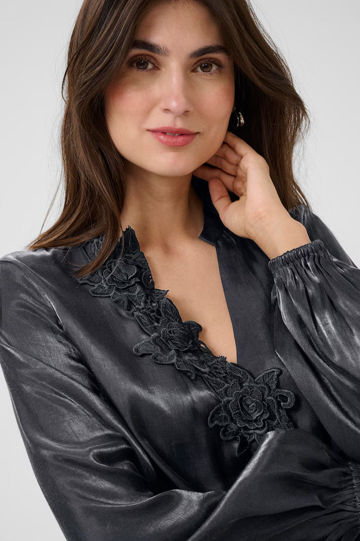 Culture - Fiola Blouse- Black