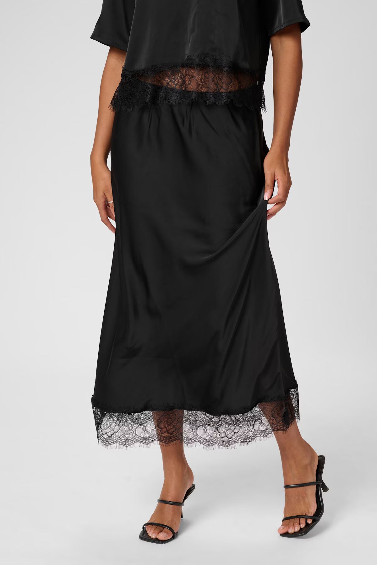 Kaffe Hilda Skirt - Black