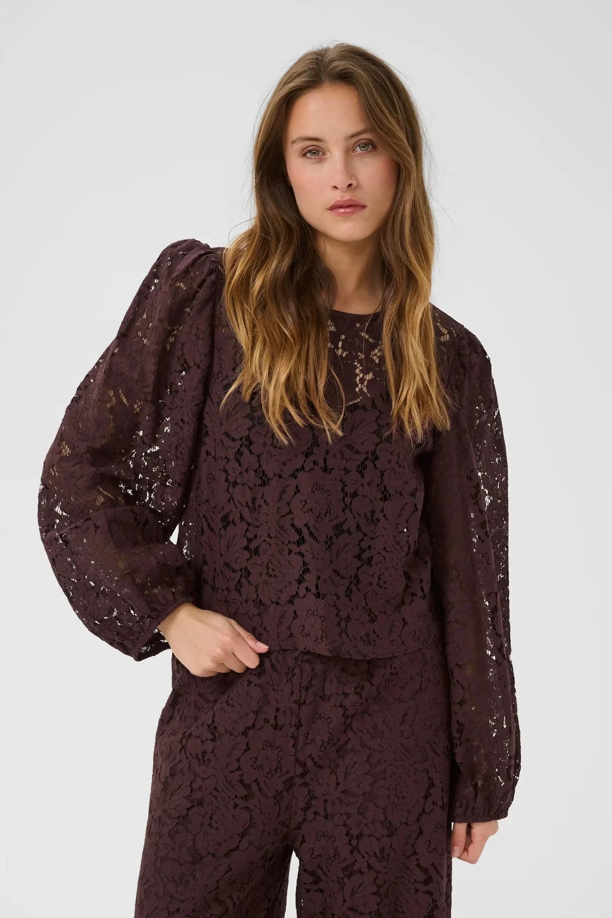Kaffe Naomi Lace Blouse- Fudge